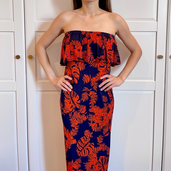 slim fit dress slacks Boohoo Women's Red Maxi Dress | Deep Plunge, Tie Waist, Flutter Sleeves